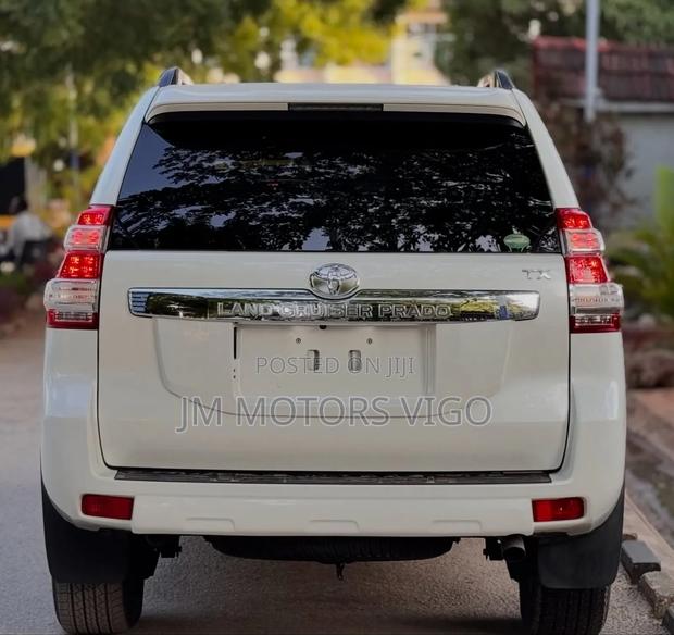 Toyota Land Cruiser Prado 2015 Pearl