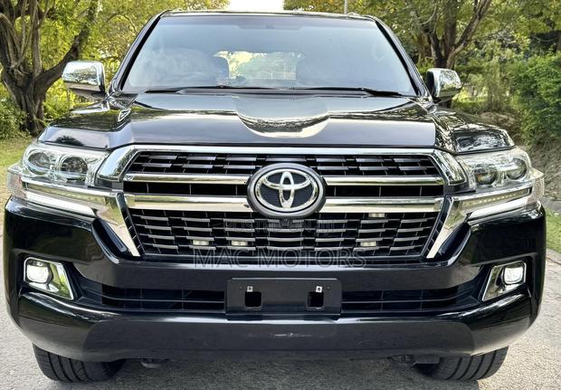 Toyota Land Cruiser 2009 Black