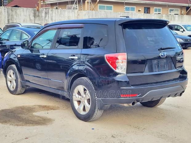 Subaru Forester 2010 Black