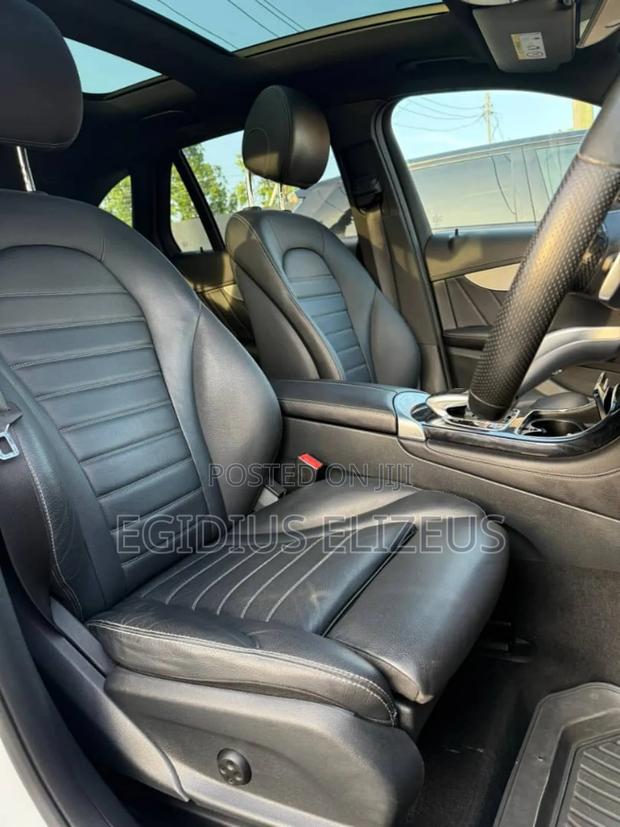 Mercedes-Benz GLC-Class 2017 White