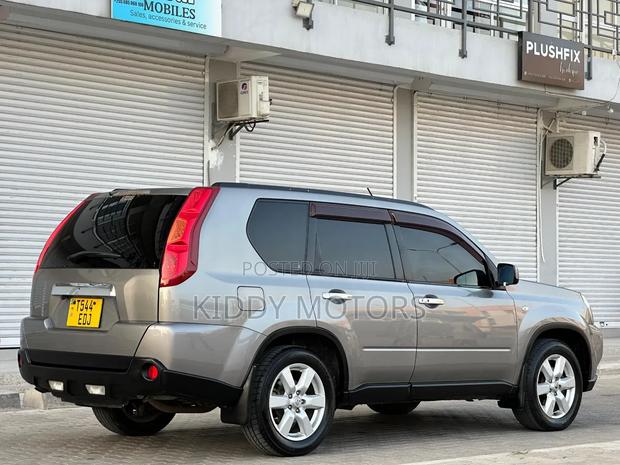 Nissan X-Trail 2008 Gray