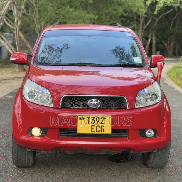 Toyota Rush 2008 Red