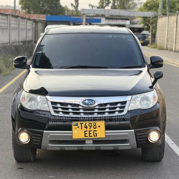 Subaru Forester 2012 Black