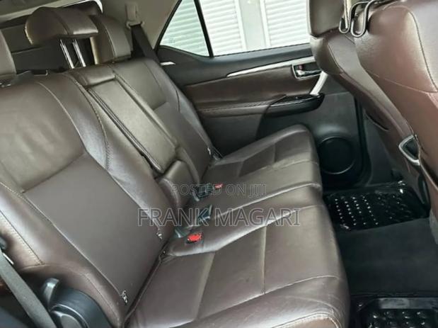Toyota Fortuner 2.8 D AWD 2017 Gray