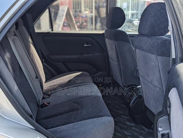 Toyota Harrier 2.4 16V 2001 Gray