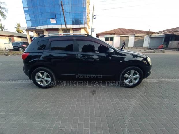 Nissan Dualis 2008 Black