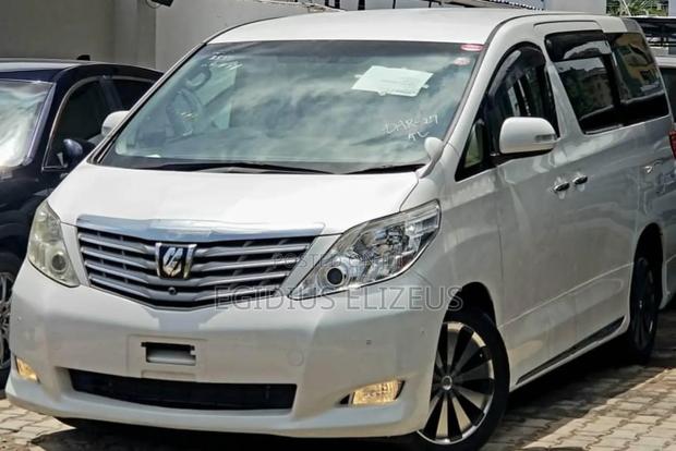 Toyota Alphard 2008 White
