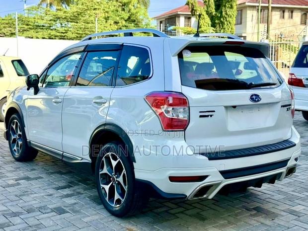 Subaru Forester 2014 White
