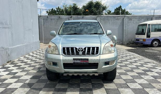 Toyota Land Cruiser Prado 2002 Green