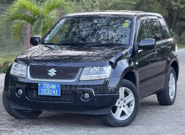 Suzuki Escudo 2008 Black
