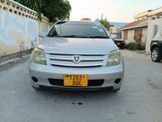 Toyota IST 2005 Silver for sale