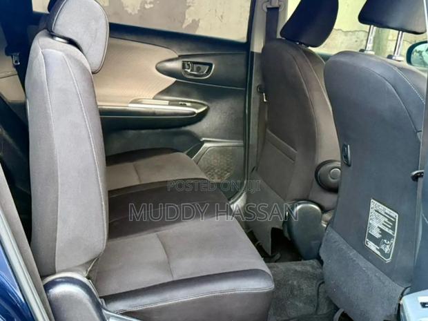 Toyota Wish 2008 Blue
