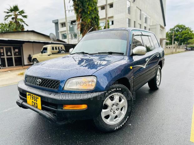 Toyota RAV4 Automatic 2003 Blue