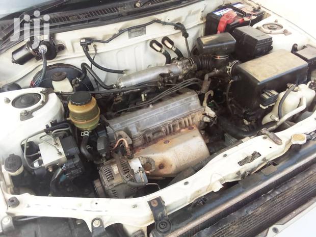 Toyota RAV4 1999 White
