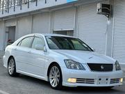 Toyota Crown Royale 2005 White for sale