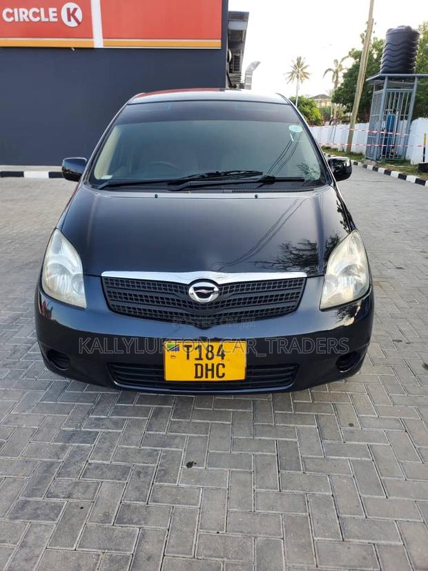 Toyota Corolla Spacio 2005 Black