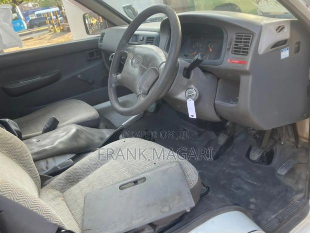 Toyota TownAce 2004 White