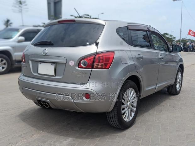 Nissan Dualis 2009 Gray
