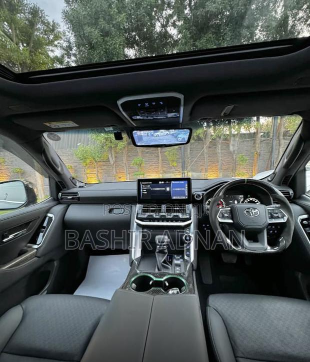 Toyota Land Cruiser 2023 Black