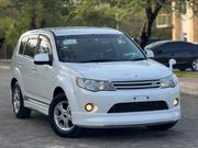 Mitsubishi Outlander 2007 White for sale