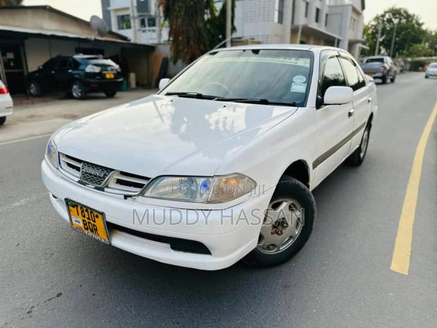 Toyota Carina 2001 White