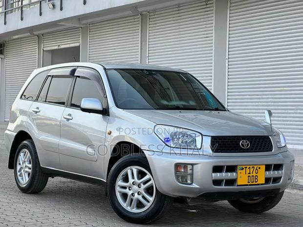 Toyota RAV4 1.8 2004 Silver