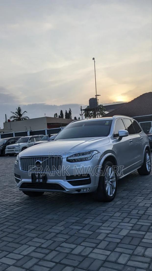 Volvo XC90 2017 Silver