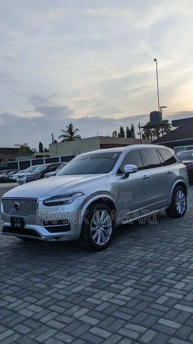 Volvo XC90 2017 Silver