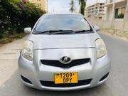 Toyota Vitz 2004 Silver for sale