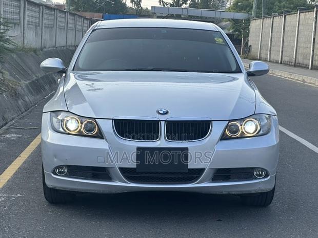BMW 3 Series 320i RWD 2006 Silver