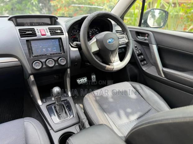 Subaru Forester 2014 Black