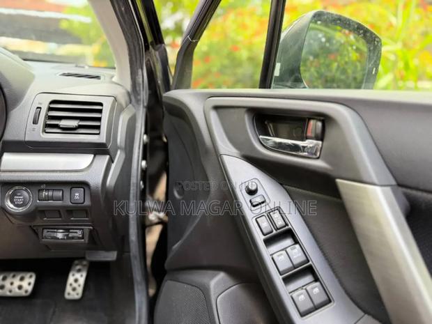 Subaru Forester 2014 Black