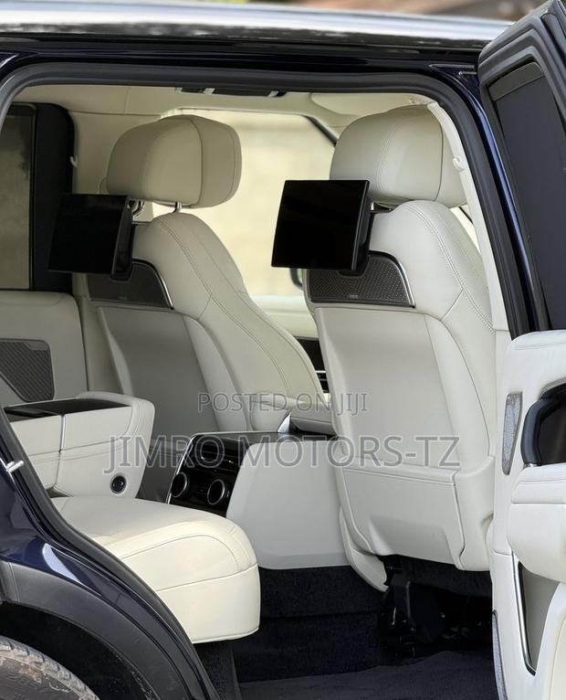 Land Rover Range Rover Vogue 2023 Black