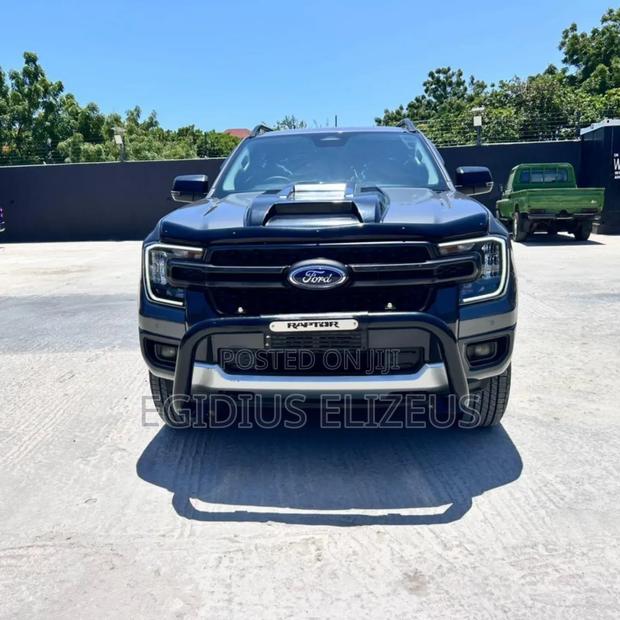 Ford Ranger Wildtrak 2023 Gray