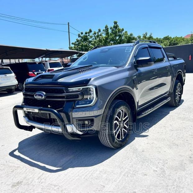 Ford Ranger Wildtrak 2023 Gray