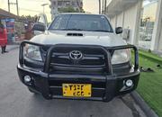 Toyota Hilux 2006 White for sale