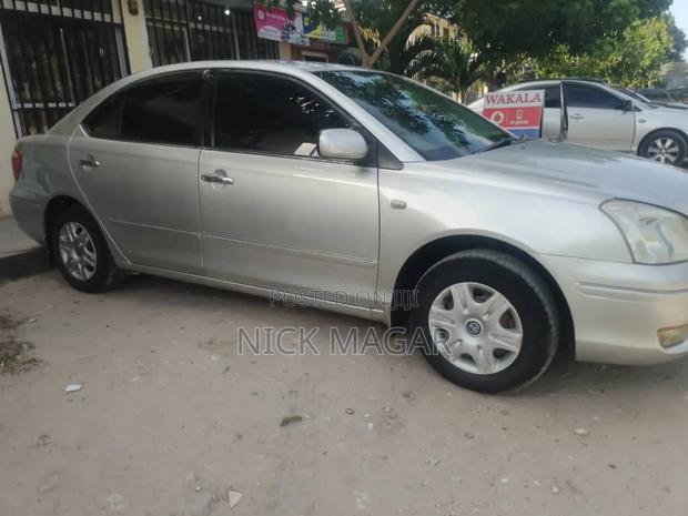 Toyota Premio 2005 Silver