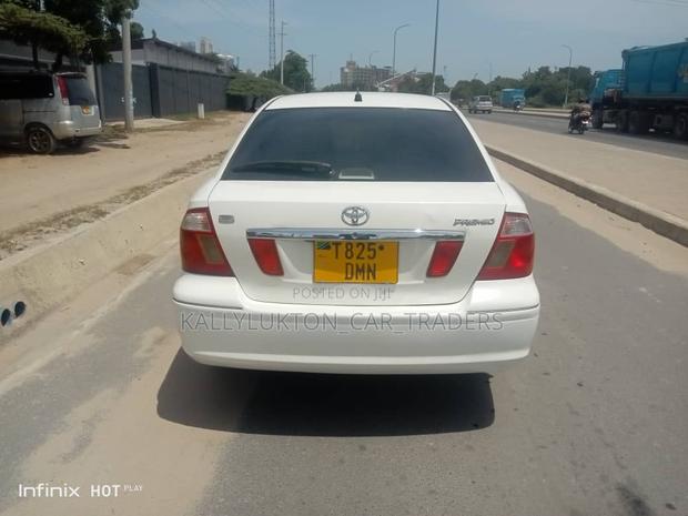 Toyota Premio 2005 White