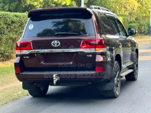 Toyota Land Cruiser 2008 Purple