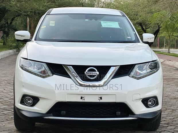 Nissan X-Trail 2014 White