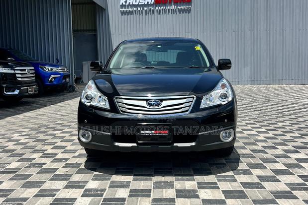 Subaru Outback 2010 Black