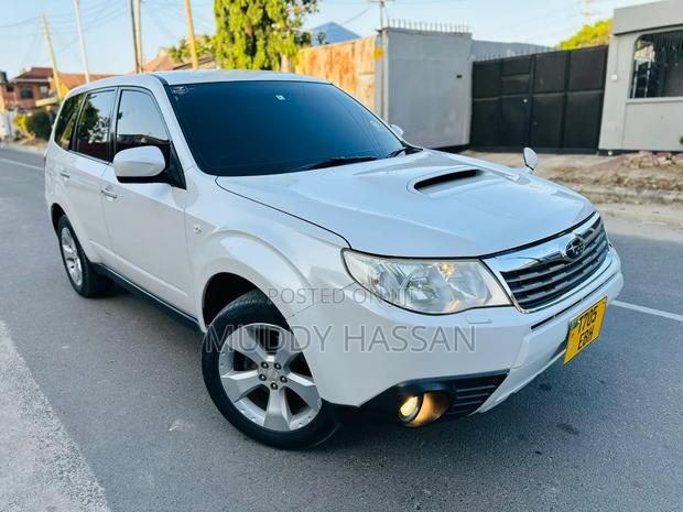 Subaru Forester 2010 White