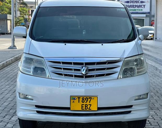 Toyota Alphard 2006 White