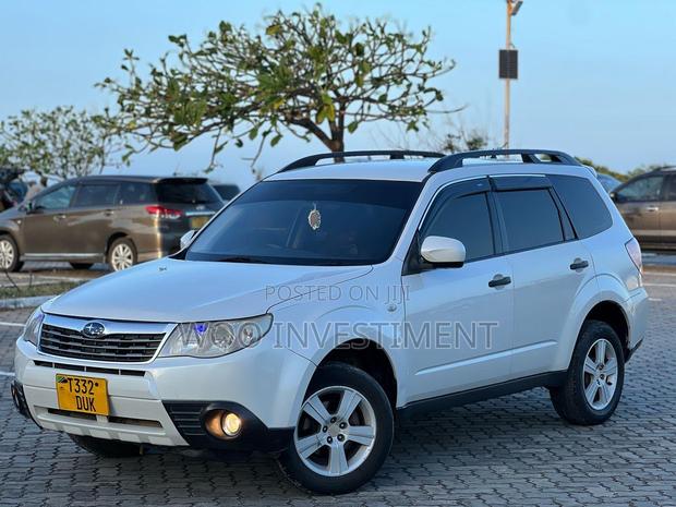 Subaru Forester 2011 White
