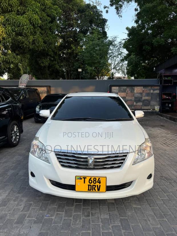 Toyota Premio 2009 White