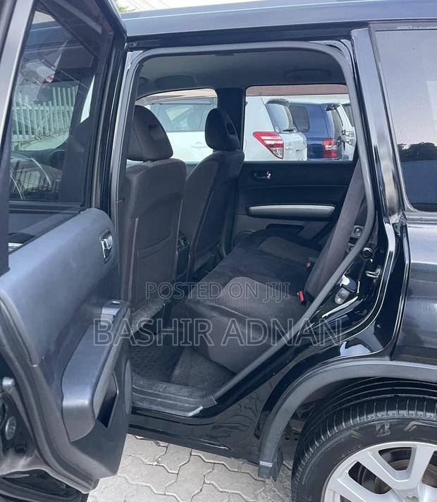 Nissan X-Trail 2011 Matt Black