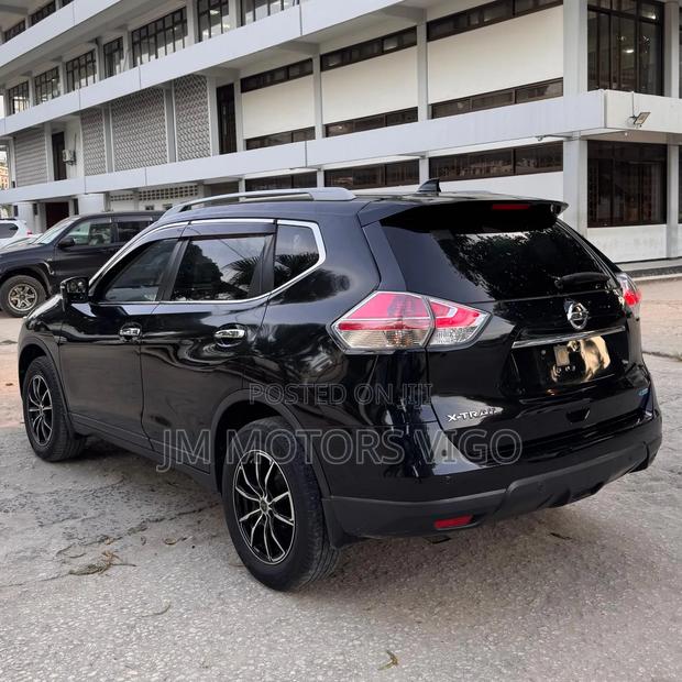 Nissan X-Trail 2015 Black