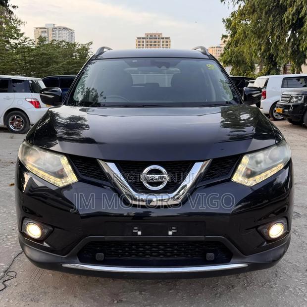 Nissan X-Trail 2015 Black