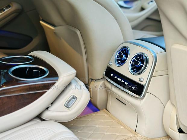 Mercedes-Benz C-Class 2009 Black