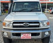 Toyota Land Cruiser 2018 White for sale